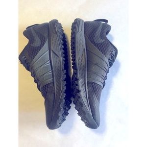 Men’s Nike Air Zoom Wildhorse 4 88056-003-Sz 9